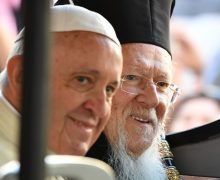 Папа Франциск поздравил Патриарха Варфоломея с юбилеем