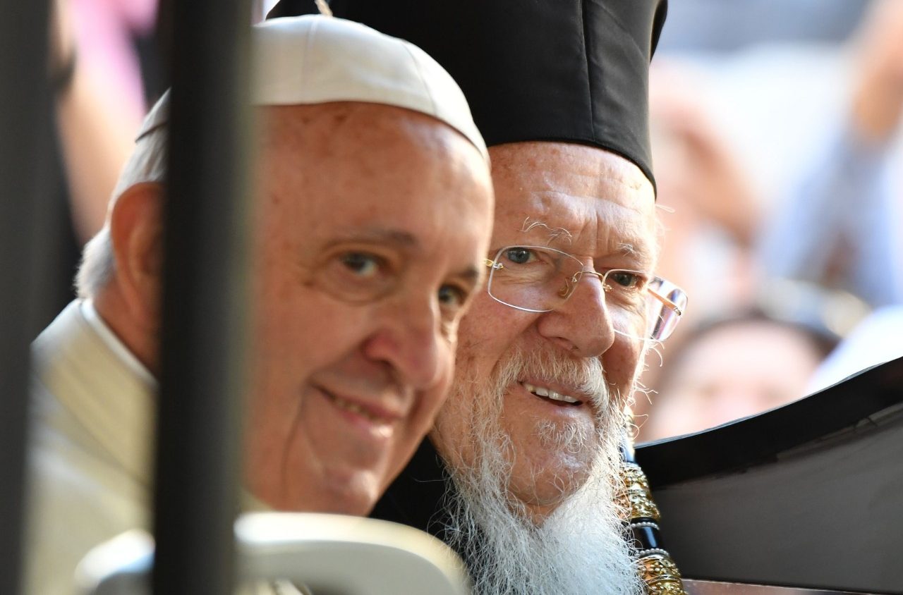 Папа Франциск поздравил Патриарха Варфоломея с юбилеем