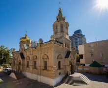 Православные и католики Азербайджана молятся за мир между Россией и Украиной