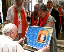 Папа встретился с жителями «Деревни Франциска»