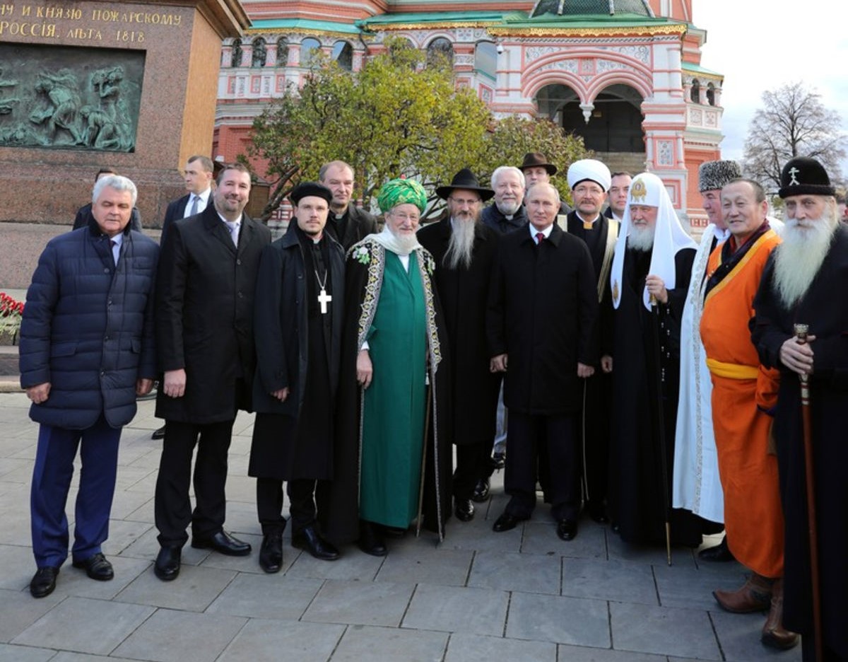 Представители лютеран и католиков исключены из президентского Совета по взаимодействию с религиозными объединениями