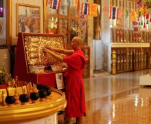 Ватикан поздравил буддистов с праздником Весак