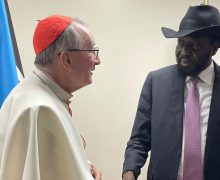 Госсекретарь Ватикана встретился с президентом Южного Судана (+ ФОТО)