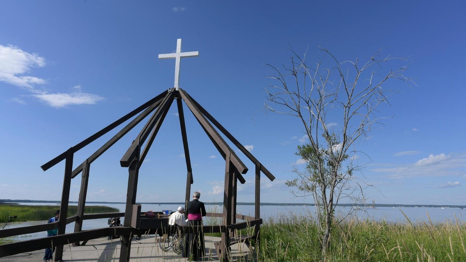 В Канаде Папа совершил паломничество к озеру Святой Анны (+ ФОТО)