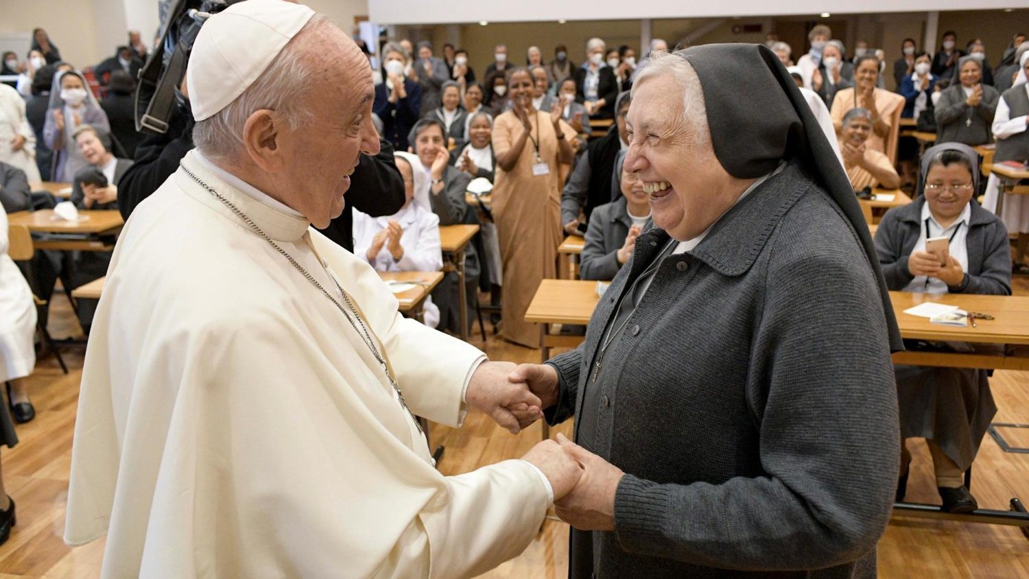 Монахиня Ивонн Ренгот: епископ должен уметь слушать людей