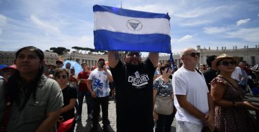 Папа Франциск обеспокоен ситуацией в Никарагуа