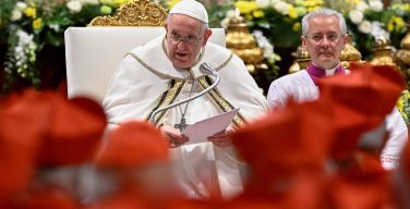 На публичной консистории 27 августа Папа призвал новых кардиналов делиться огнём Божьей любви (+ ФОТО)