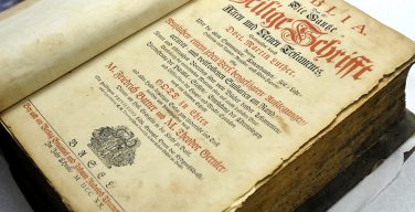 Библия в переводе Мартина Лютера была опубликована в Германии пятьсот лет назад