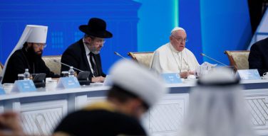 Папа на закрытии Религиозного конгресса в Казахстане: «Существует связь между политикой и трансцендентностью»