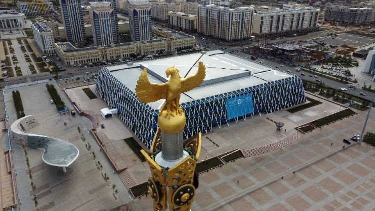 Кардинал Паролин: религиозный конгресс в Казахстане – шанс на мир