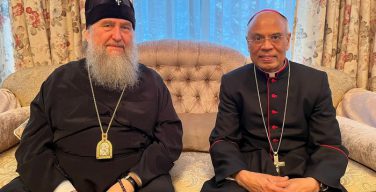 Состоялась встреча митрополита Астанайского Александра с послом Ватикана в Казахстане