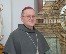 Епископ Николай Дубинин: Рождество всегда лучше праздновать дважды