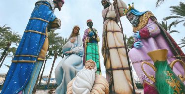 В испанском Аликанте открыли самый большой в мире рождественский вертеп