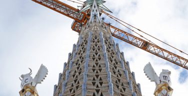 Достроены две башни собора Святого Семейства в Барселоне