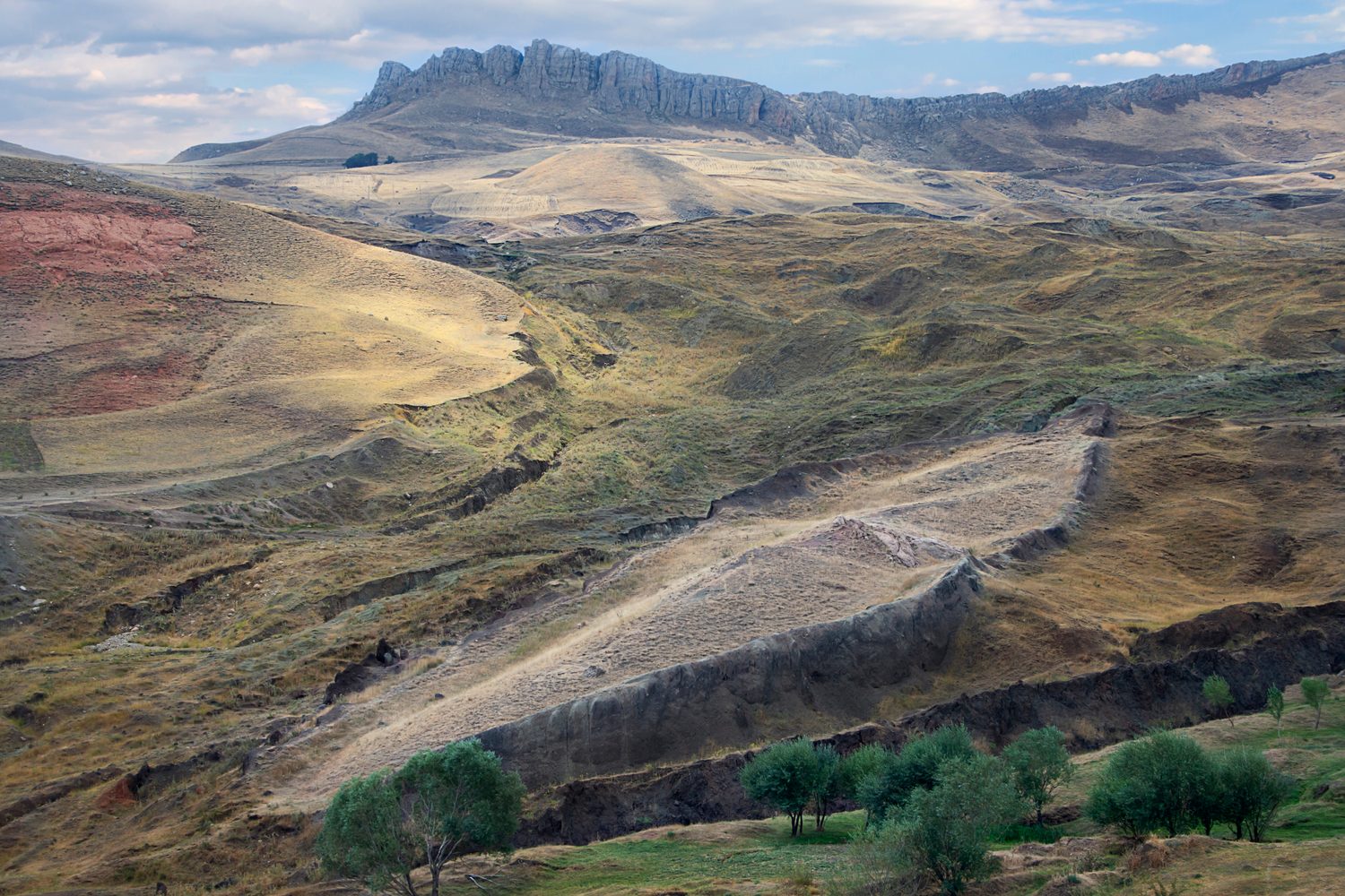 Турецкие исследователи будут работать на горе Арарат, где, как они полагают, находятся останки Ноева ковчега