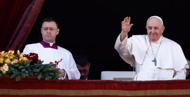 Рождественское послание Папы Франциска Urbi et Orbi – «Граду и миру»