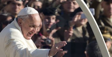 Папа Франциск: 10 лет миссионерского порыва на путях милосердия и мира