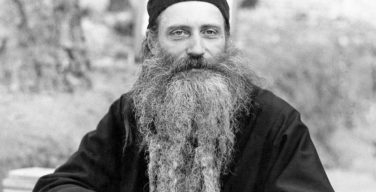 В Грузинской Православной Церкви началось почитание иеромонаха Серафима (Роуза) как местного святого