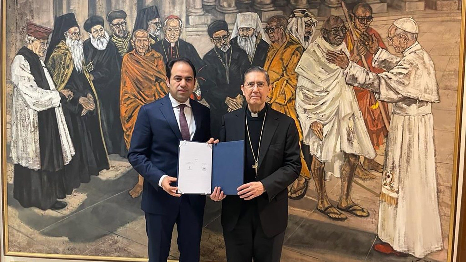 Новая веха в истории мусульманско-католических отношений: Ватикан подписал соглашение с Мусульманским советом старейшин