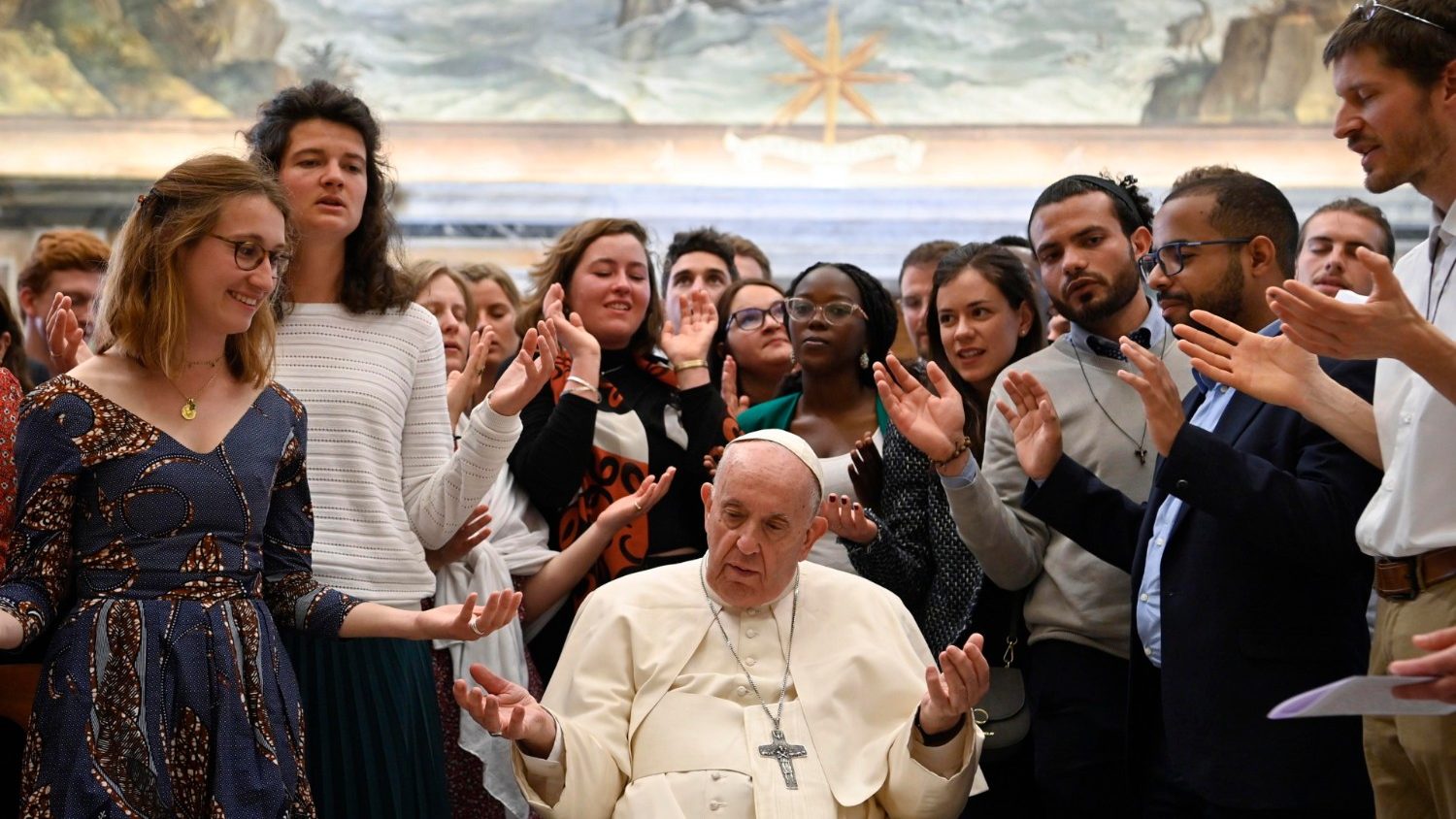 Папа призвал католическую молодёжь предложить миру иные мечты