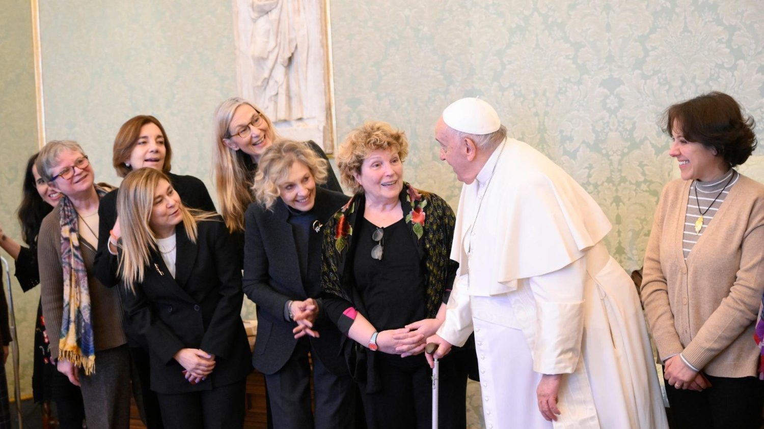 Папа подчеркнул незаменимый вклад женщин в улучшение мира