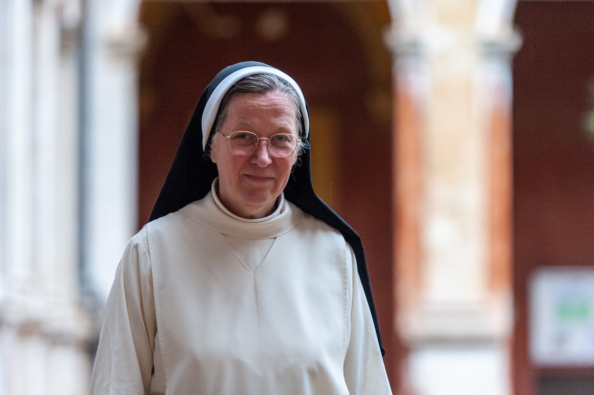 Президентом Папской академии общественных наук стала монахиня