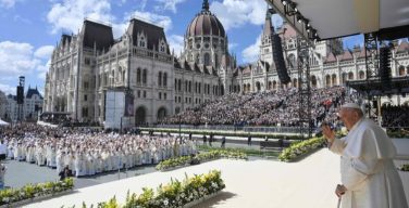 Папа: да обретут Церкви Европы силу молитвы