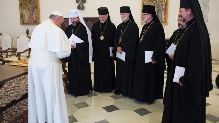 Папа Франциск внес ряд изменений в каноны для восточных католических Церквей