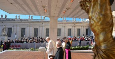 Общая аудиенция Папы 12 апреля: Благая весть возвещается в движении, в пути (+ ФОТО)