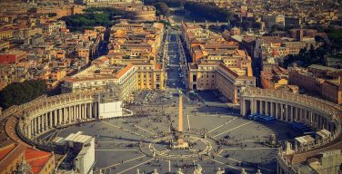 «Не один»: в Ватикане пройдёт всемирная встреча