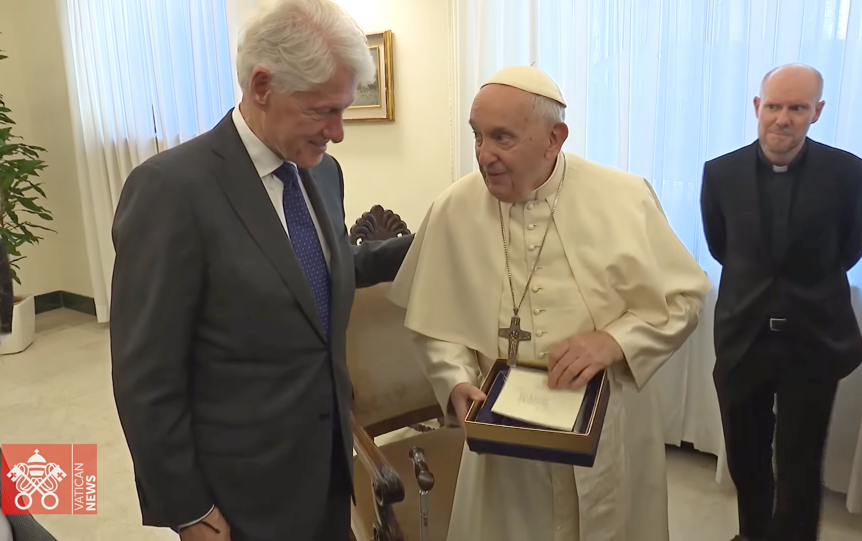 Папа Франциск встретился с бывшим президентом США Биллом Клинтоном