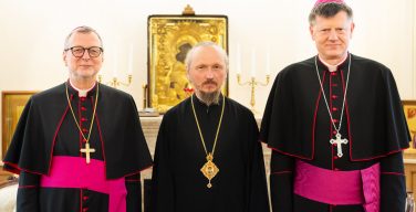 Патриарший экзарх всея Беларуси встретился с посланником Папы Римского