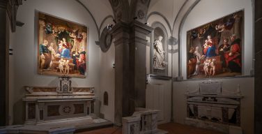 Картина Рафаэля временно выставлена в соборе итальянского города Пешиа