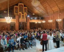 В главный католический храм Новосибирска привезли новый орган — его изготовили на Филиппинах