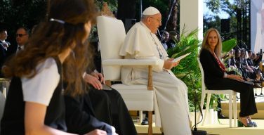 «Ищите и рискуйте». Обращение Папы к студентам (+ ФОТО)