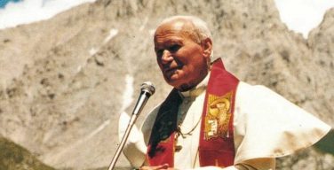 Кардинал Дзивиш: слова святого Иоанна Павла II сегодня звучат с новой силой