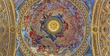 Восстановлены фрески купола римской Кьеза Нуова («Новой церкви») работы Пьетро да Кортона