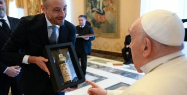 Епископ Рима – виноделам: Божьи дары вверены вашему попечению (+ ФОТО)