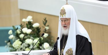 Патриарх Кирилл попросил законодателей признать ученые степени духовных вузов