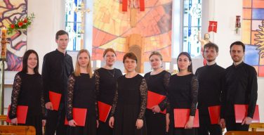 15 лет вокальному ансамблю «Soli Deo gloria» кафедрального собора в Новосибирске