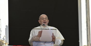 Слово Папы Франциска перед молитвой Regina Caeli 21 апреля 2024 года, Ватикан, площадь Святого Петра