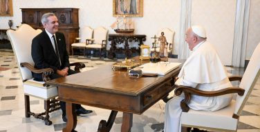 Президент Доминиканской Республики посетил Ватикан (+ ФОТО)