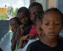 В ЮНИСЕФ заявили о гуманитарной катастрофе на Гаити