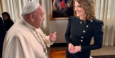 Папа Римский заявил, что женщины не могут получать священный сан и быть хотя бы диаконами