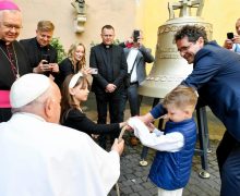 Папа благословил колокол «Голос нерождённых» для Казахстана (ФОТО + ВИДЕО)