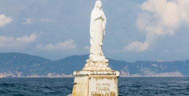 Ватикан обнародовал послание по случаю Морского воскресенья