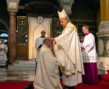 Хиротонисан первый епископ для ординариата Уолсингемской Богоматери (+ ФОТО)