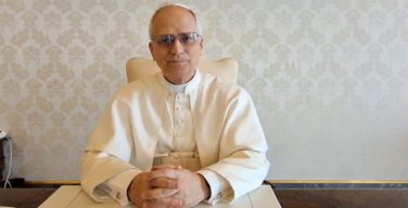 Папа призвал вузы строить мосты