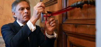 Лев XIV снял печати с папских покоев Апостольского дворца