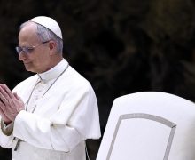 Папа Лев XIV призвал СМИ сеять мир, а не вражду